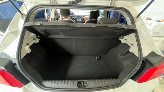 CHEVROLET-ONIX-1.4 MPFI ACTIV 8V FLEX 4P AUTOMÁTICO CHEVROLET-ONIX-2017