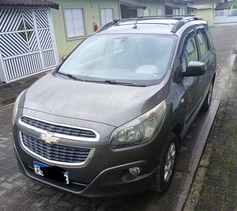 CHEVROLET-SPIN-2012