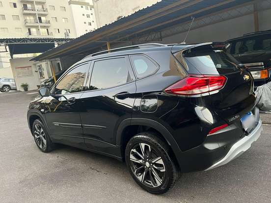 CHEVROLET-TRACKER-2021