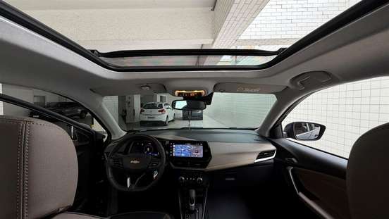 CHEVROLET-TRACKER-2025