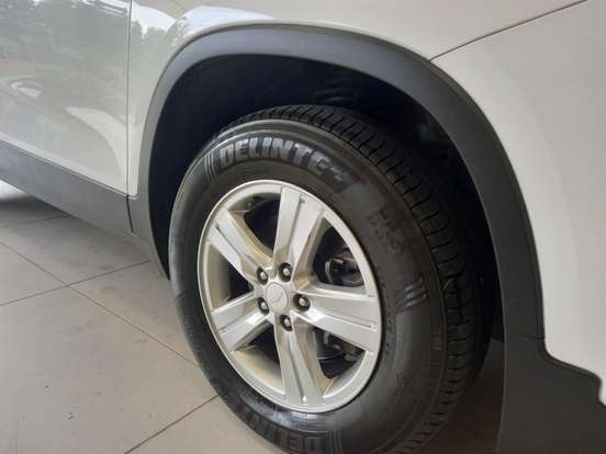 CHEVROLET-TRACKER-2019