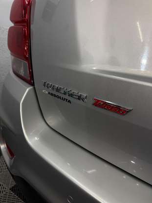 CHEVROLET-TRACKER-2017