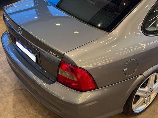 CHEVROLET-VECTRA-2002