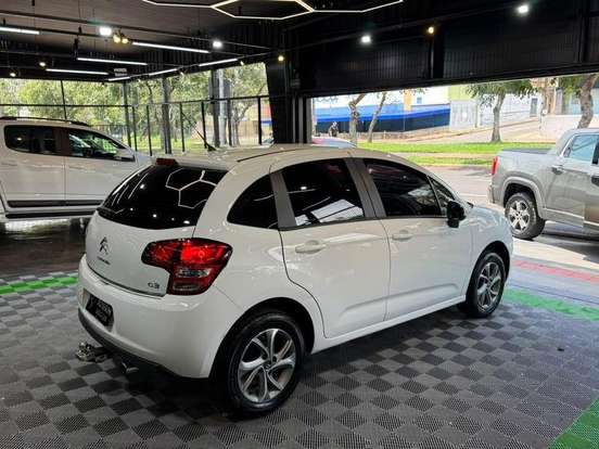 CITROËN-C3-1.2 PURE TECH FLEX URBAN TRAIL MANUAL CITROËN-C3-2017