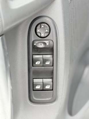 CITROËN-C3-1.5 TENDANCE 8V FLEX 4P MANUAL CITROËN-C3-2013