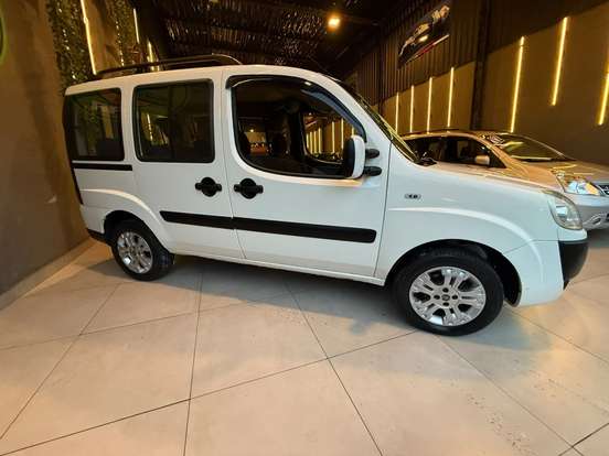 FIAT-DOBLÒ-2011