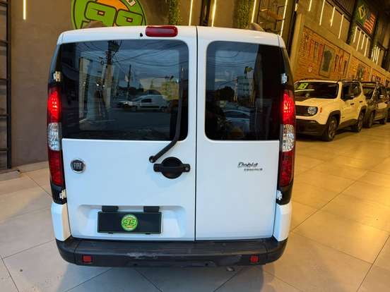 FIAT-DOBLÒ-2011