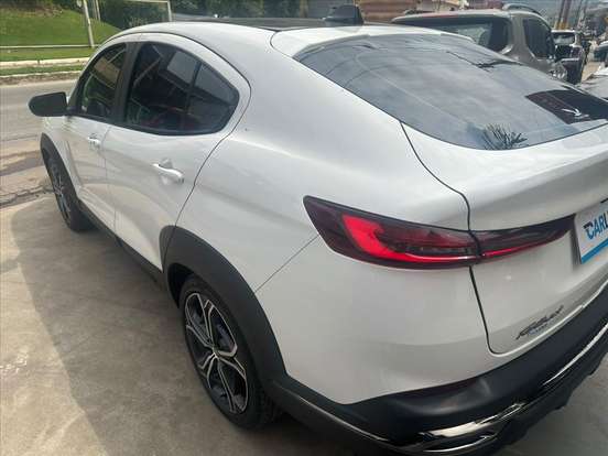FIAT-FASTBACK-1.0 TURBO 200 FLEX IMPETUS CVT FIAT-FASTBACK-2023