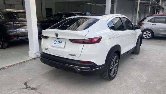 FIAT-FASTBACK-2023