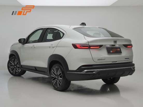 FIAT-FASTBACK-1.0 TURBO 200 HYBRID AUDACE CVT FIAT-FASTBACK-2025