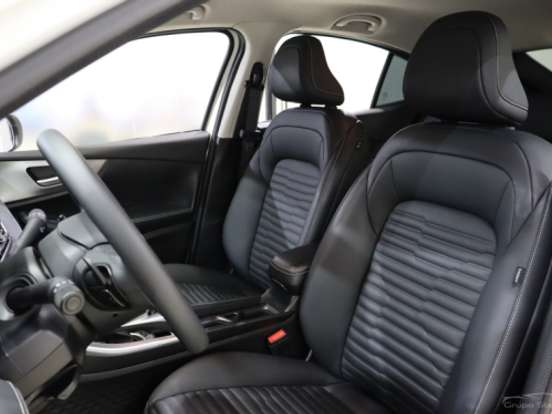 FIAT-FASTBACK-1.0 TURBO 200 HYBRID AUDACE CVT FIAT-FASTBACK-2025