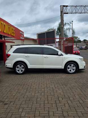FIAT-FREEMONT-2.4 PRECISION 16V GASOLINA 4P AUTOMÁTICO FIAT-FREEMONT-2012