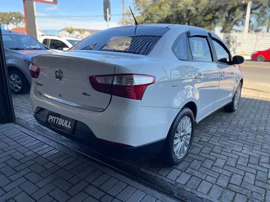FIAT-GRAND SIENA-1.4 MPI 8V TETRAFUEL 4P MANUAL FIAT-GRAND SIENA-2013