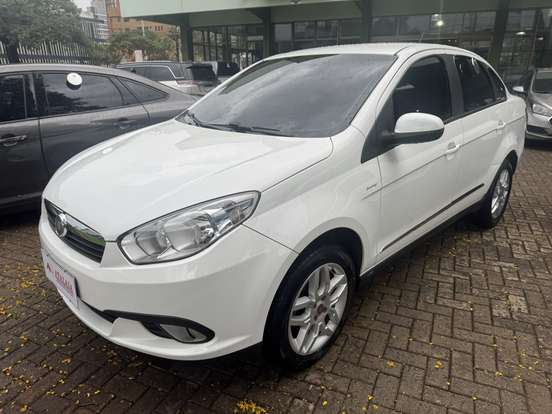 FIAT-GRAND SIENA-1.6 MPI ESSENCE 16V FLEX 4P AUTOMATIZADO FIAT-GRAND SIENA-2013