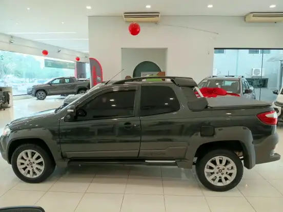 FIAT-STRADA-1.8 MPI ADVENTURE CD 16V FLEX 3P AUTOMATIZADO FIAT-STRADA-2015
