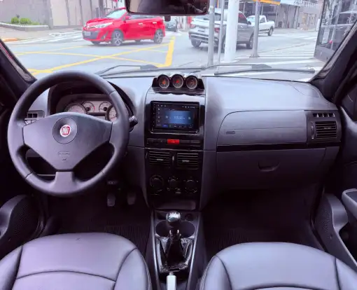 FIAT-STRADA-2011
