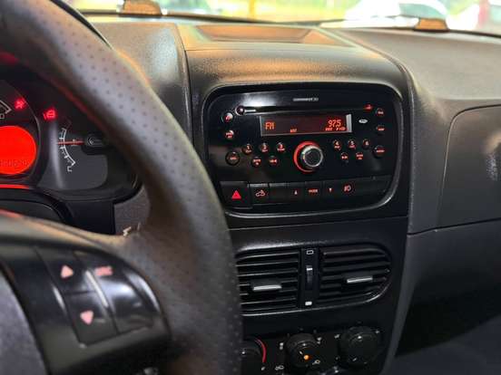 FIAT-STRADA-1.4 MPI HARD WORKING CD 8V FLEX 3P MANUAL FIAT-STRADA-2017