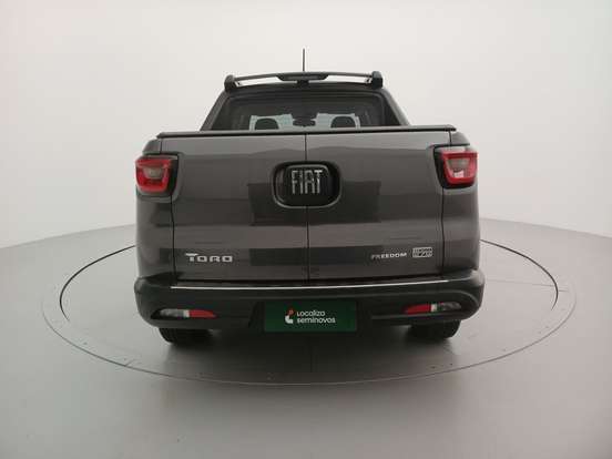 FIAT-TORO-2023
