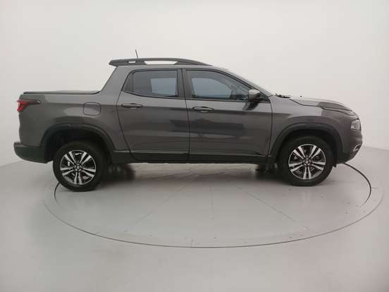 FIAT-TORO-2023