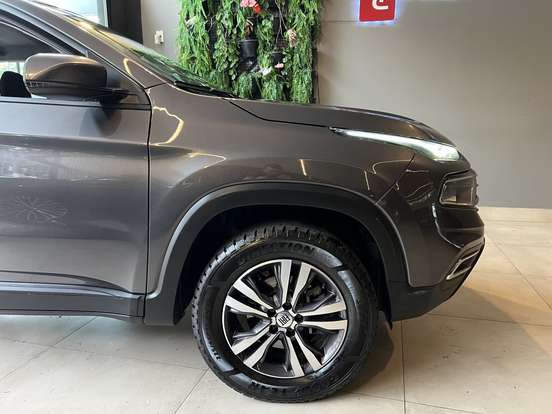 FIAT-TORO-2023
