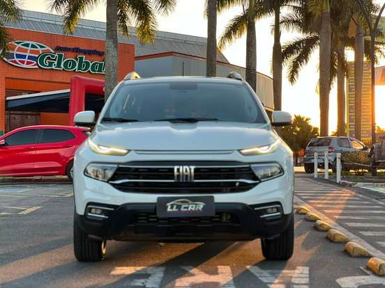 FIAT-TORO-1.3 TURBO 270 FLEX FREEDOM AT6 FIAT-TORO-2023