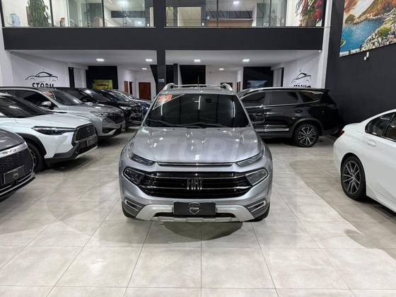 FIAT TORO 2.0 16V TURBO DIESEL VOLCANO 4WD AT9