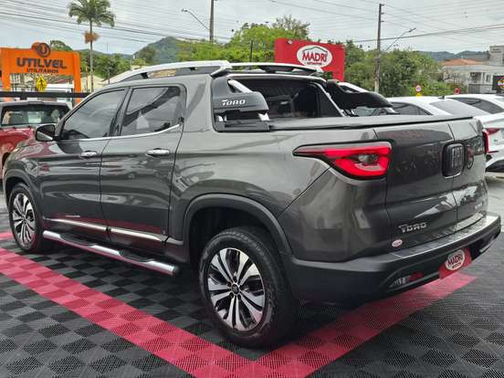 FIAT-TORO-2.0 16V TURBO DIESEL VOLCANO 4WD AT9 FIAT-TORO-2021