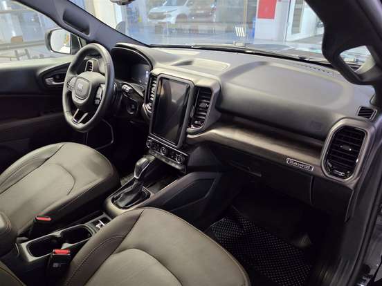 FIAT-TORO-2.2 TURBO DIESEL RANCH 4WD AT9 FIAT-TORO-2025