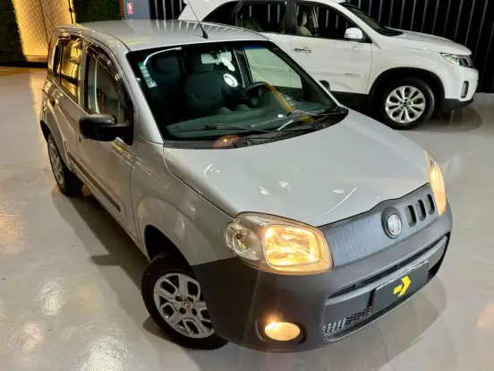 FIAT-UNO-1.0 EVO VIVACE 8V FLEX 4P MANUAL FIAT-UNO-2011