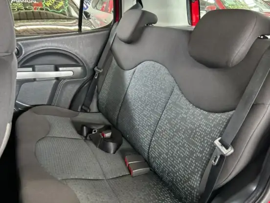 FIAT-UNO-1.4 ATTRACTIVE 8V FLEX 4P MANUAL FIAT-UNO-2011