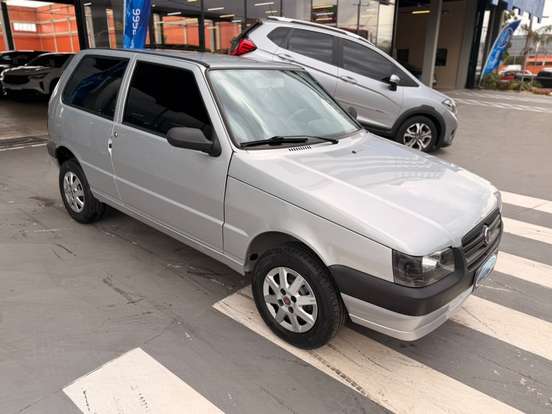 FIAT-UNO-1.0 MPI MILLE FIRE ECONOMY 8V FLEX 2P MANUAL FIAT-UNO-2011