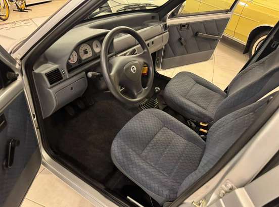 FIAT-UNO-2002