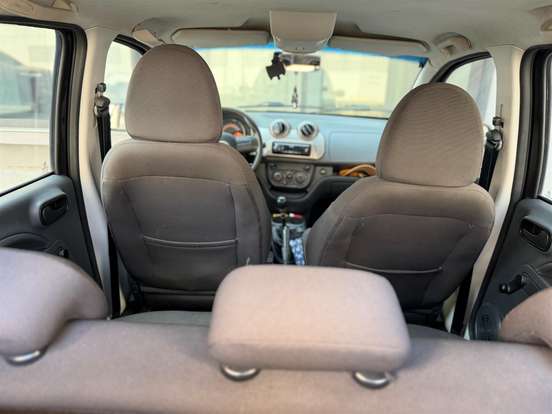 FIAT-UNO-1.0 WAY 8V FLEX 4P MANUAL FIAT-UNO-2011