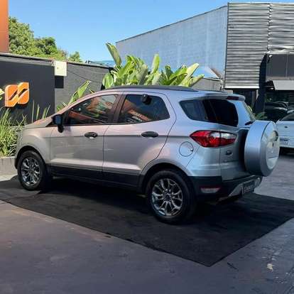 FORD-ECOSPORT-2015