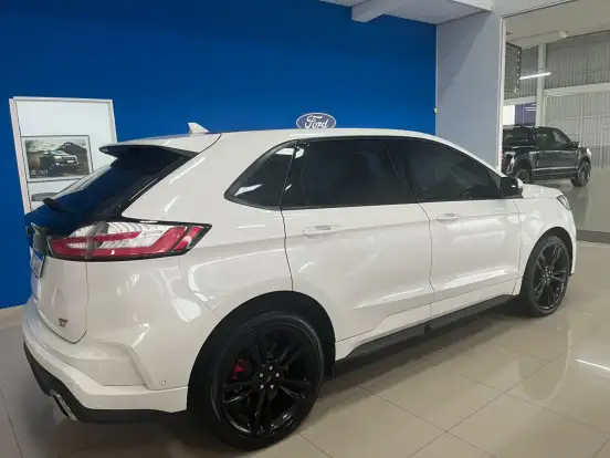 FORD-EDGE-2020