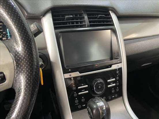 FORD-EDGE-2010