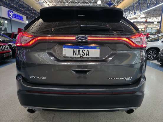 FORD-EDGE-2017