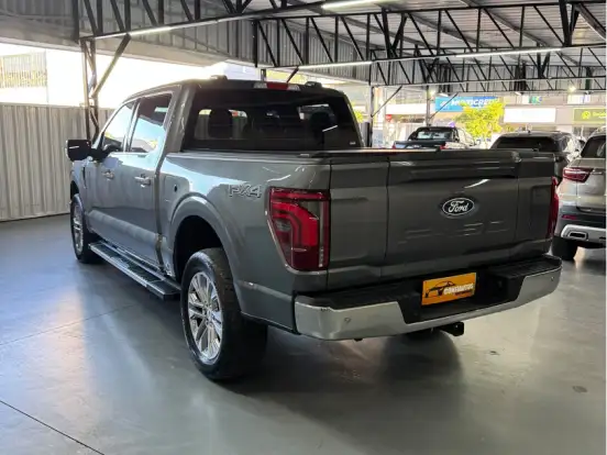 FORD-F-150-5.0 V8 GASOLINA CD LARIAT FX4 AUTOMÁTICO FORD-F-150-2024