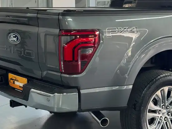 FORD-F-150-5.0 V8 GASOLINA CD LARIAT FX4 AUTOMÁTICO FORD-F-150-2024