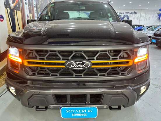 FORD-F-150-5.0 V8 GASOLINA CD LARIAT BLACK FX4 AUTOMÁTICO FORD-F-150-2025