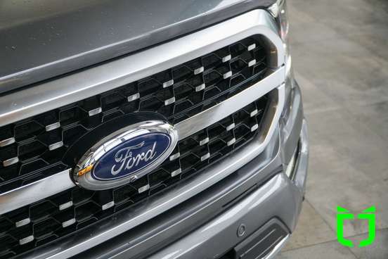 FORD-F-150-2023