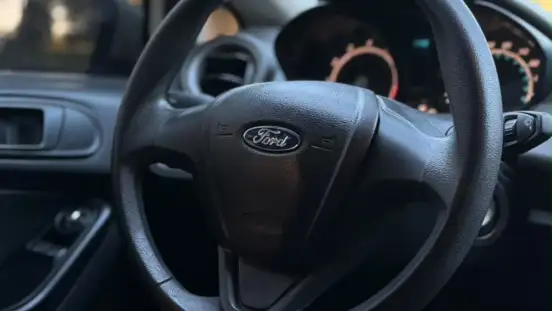FORD-FIESTA-2015
