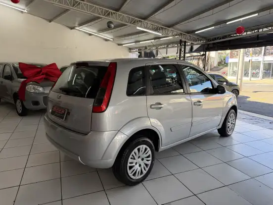 FORD-FIESTA-2013