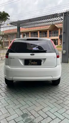 FORD-FIESTA-2012