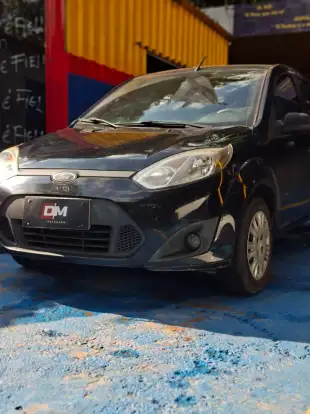 FORD-FIESTA-2014