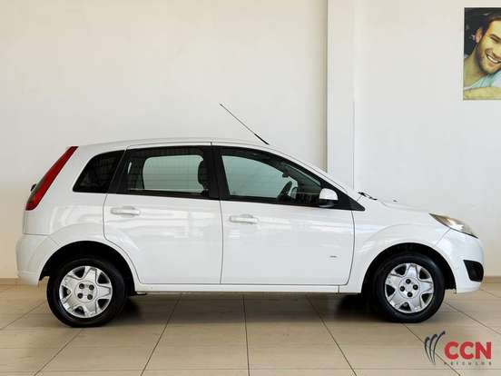 FORD-FIESTA-2014