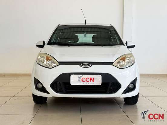 FORD-FIESTA-2014