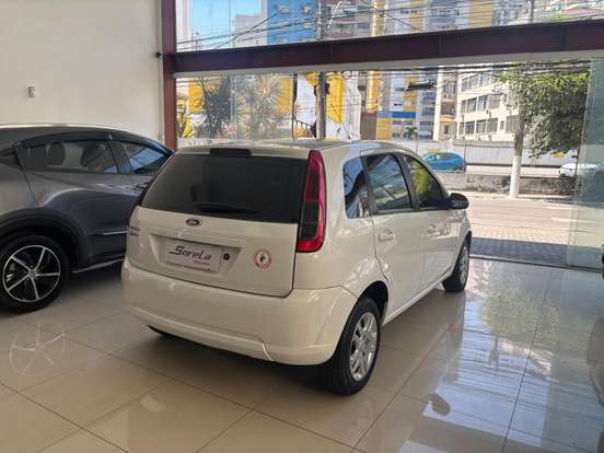 FORD-FIESTA-2013