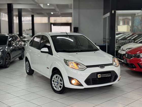 FORD FIESTA 1.6 SE SEDAN 16V FLEX 4P MANUAL