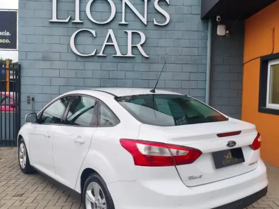 FORD-FOCUS-2.0 S SEDAN 16V FLEX 4P POWERSHIFT FORD-FOCUS-2013